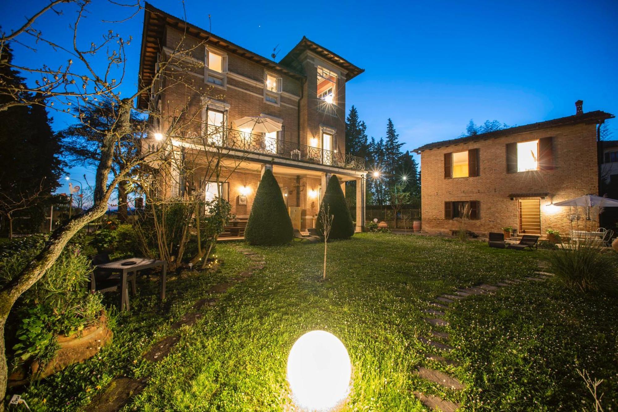Elvira 1931 Apartment Siena