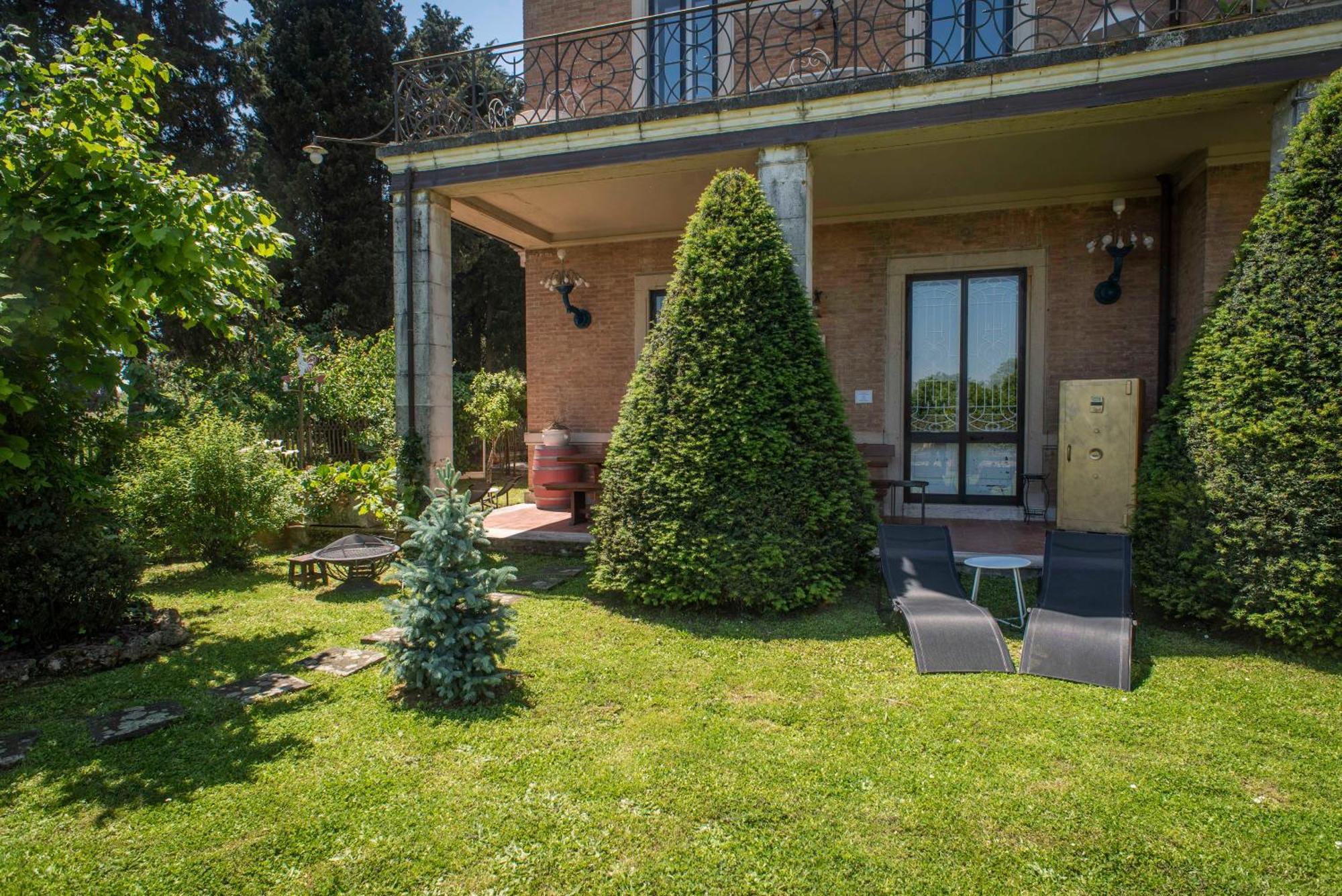 Apartment Elvira 1931 Siena